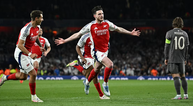 rice-toa-sang-nhung-arsenal-doi-mat-bai-toan-the-luc-dang-bao-dong